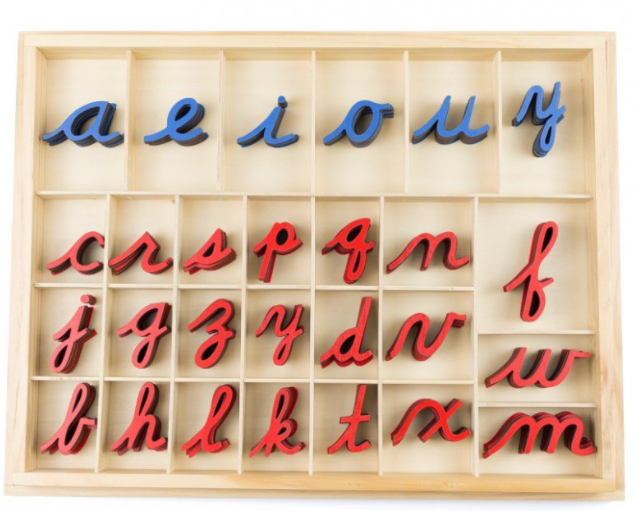Alfabeto móvil en cursiva con caja Montessori