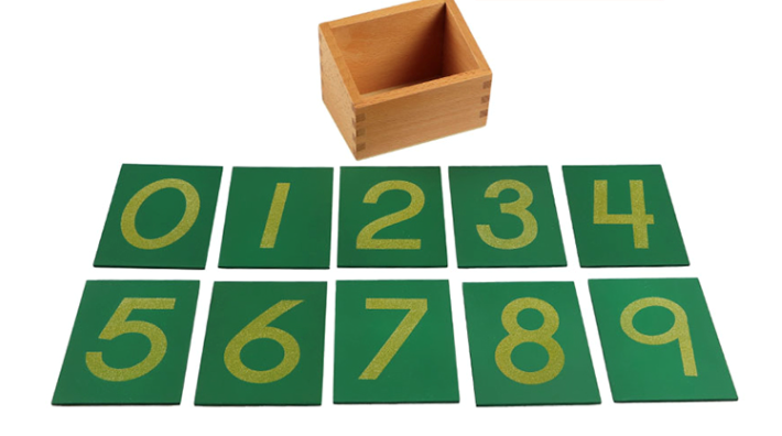 Caja con números de lija Montessori del 0 al 9